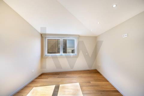 Moradia T3+1 Nova na Foz do Douro – A 80 metros do Mar