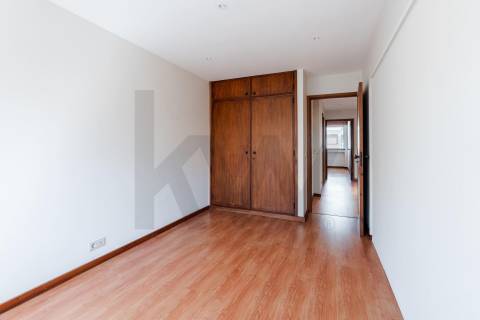 APARTAMENTO T4 DUPLEX  - OVAR