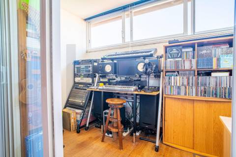 Apartamento T3 | Duplex | Último andar | Varandas | Aquec central | Santa Joana, Aveiro