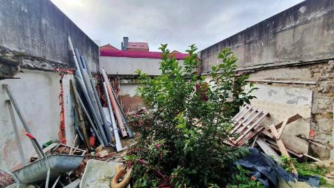 Prédio c/ Projecto aprovado em ARU Matosinhos