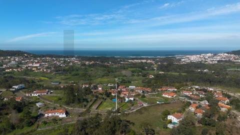 Terreno Urbanizável, murado e com 5.400M2