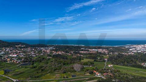 Terreno Urbanizável, murado e com 5.400M2