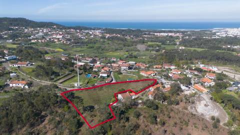 Terreno Urbanizável, murado e com 5.400M2