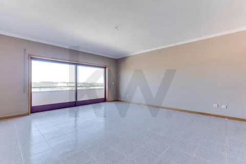 Magnífico T1 com excelentes áreas - Maia - Guardeiras