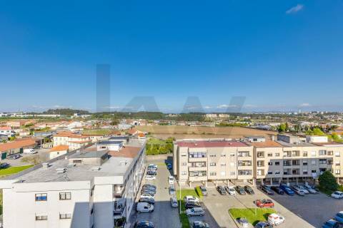 Magnífico T1 com excelentes áreas - Maia - Guardeiras