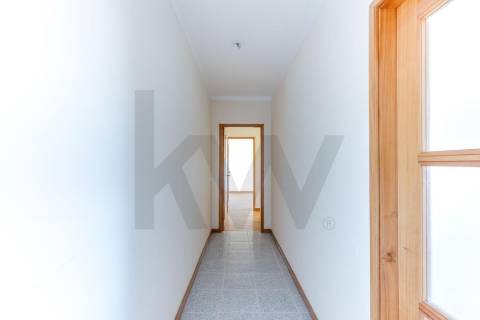 Magnífico T1 com excelentes áreas - Maia - Guardeiras