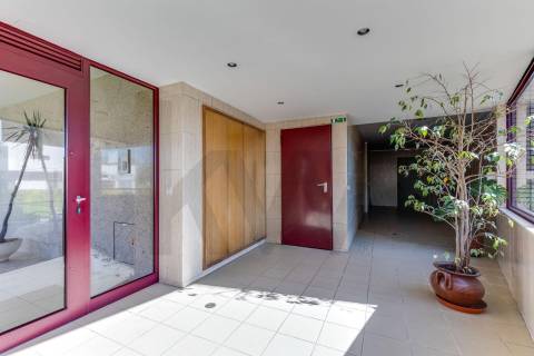 Magnífico T1 com excelentes áreas - Maia - Guardeiras