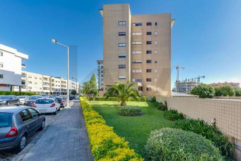 Magnífico T1 com excelentes áreas - Maia - Guardeiras