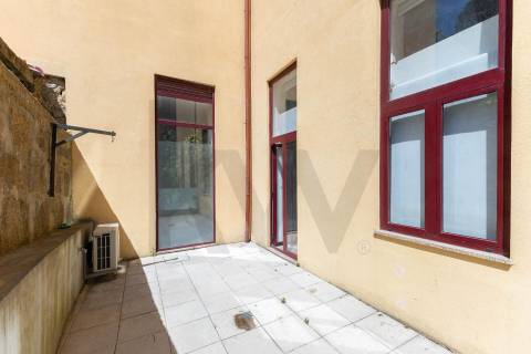 Apartamento T1  Duplex - Junto ao Cais de Gaia