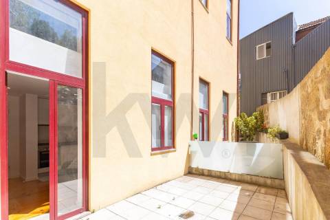 Apartamento T1  Duplex - Junto ao Cais de Gaia