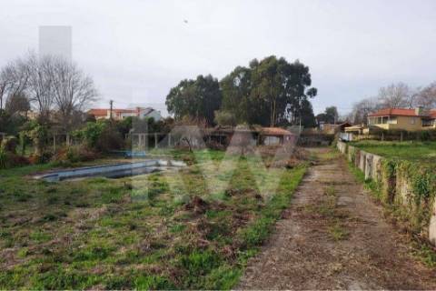 Terreno em Francelos perto do Mar para construção de moradia(s)