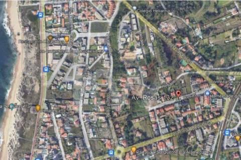 Terreno em Francelos perto do Mar para construção de moradia(s)