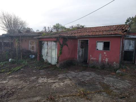 Terreno em Francelos perto do Mar para construção de moradia(s)