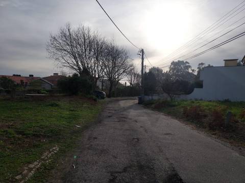 Terreno em Francelos perto do Mar para construção de moradia(s)
