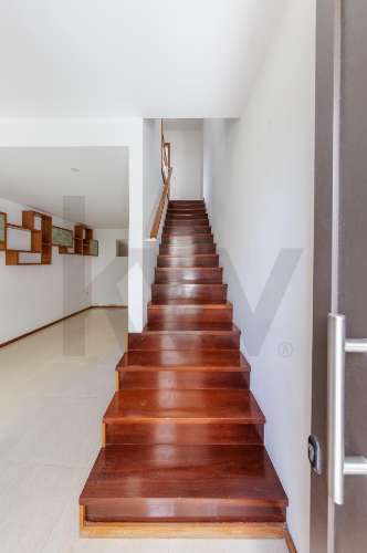 MORADIA T2 EM BANDA LOCALIZADA EM  RAMALDE - PORTO