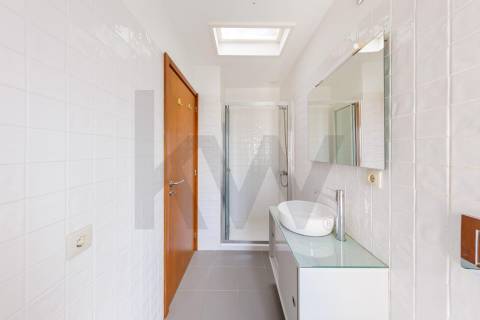 MORADIA T2 EM BANDA LOCALIZADA EM  RAMALDE - PORTO