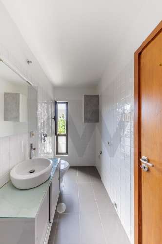 MORADIA T2 EM BANDA LOCALIZADA EM  RAMALDE - PORTO