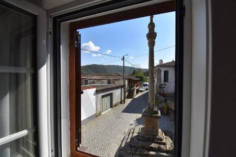 Moradia em pedra renovada