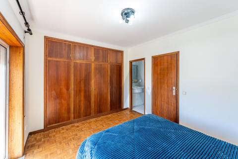 Moradia de 4 Andares na Praia - Vila do Conde