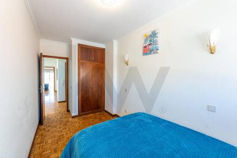 Moradia de 4 Andares na Praia - Vila do Conde