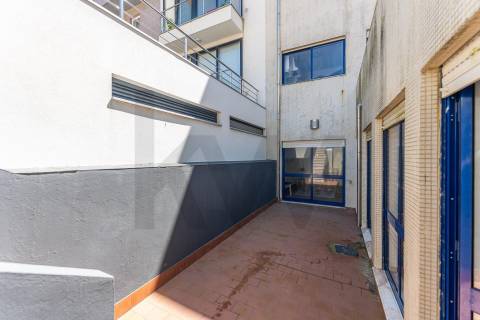 Moradia de 4 Andares na Praia - Vila do Conde