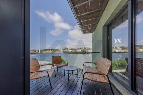 APARTAMENTO T4 - DESTILARIA RESIDENCE, VILA NOVA DE GAIA 