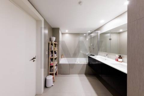 APARTAMENTO T4 - DESTILARIA RESIDENCE, VILA NOVA DE GAIA 