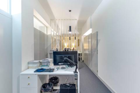 Escritório para venda no Edificio Mota Galiza com 400 m2 