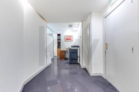 Escritório para venda no Edificio Mota Galiza com 400 m2 