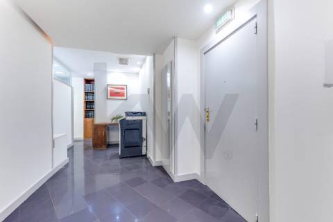 Escritório para venda no Edificio Mota Galiza com 400 m2 