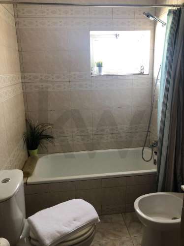 Apartamento T1 para arrendamento com vistas sobre o Rio Douro, mobilado e sem garagem