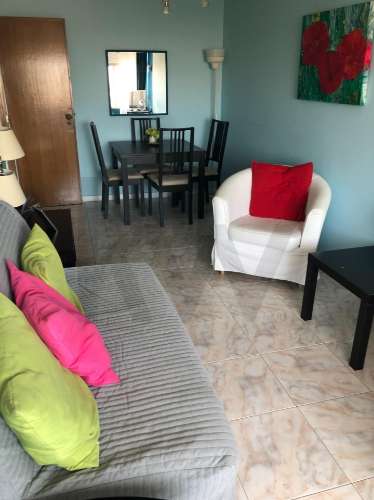 Apartamento T1 para arrendamento com vistas sobre o Rio Douro, mobilado e sem garagem