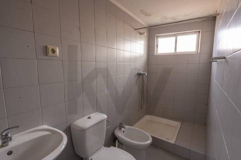 DOIS PRÉDIOS | INVESTIMENTO | RUA DA ESTAÇÃO | CAMPANHÃ | PORTO