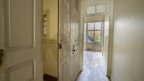 DOIS PRÉDIOS | INVESTIMENTO | RUA DA ESTAÇÃO | CAMPANHÃ | PORTO