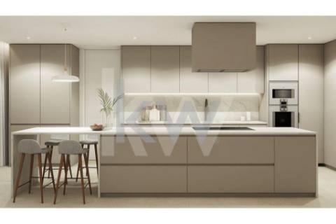 Apartamento T4 em construção na Avenida da Boavista junto ao Castelo do Queijo e Parque da Cidade