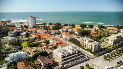 Apartamento T4 em construção na Avenida da Boavista junto ao Castelo do Queijo e Parque da Cidade