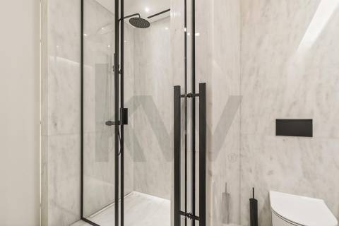 Apartamento T4 em construção na Avenida da Boavista junto ao Castelo do Queijo e Parque da Cidade