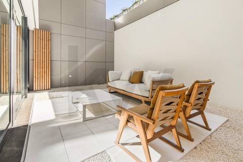 Apartamento T4 em construção na Avenida da Boavista junto ao Castelo do Queijo e Parque da Cidade