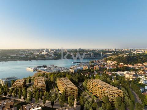 Apartamento T3 com Varanda  na Afurada