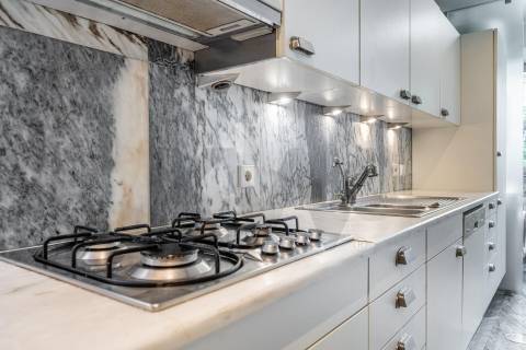 T2 no edifício Navegador  (Aviz) com varanda e garagem