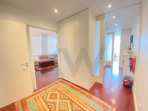 T3 Avenida da Boavista - Varandas + Garagem 