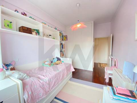 T3 Avenida da Boavista - Varandas + Garagem 