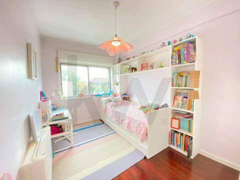 T3 Avenida da Boavista - Varandas + Garagem 