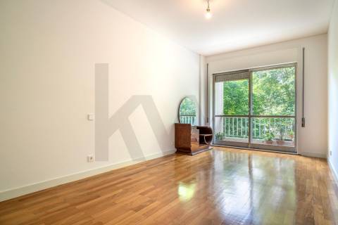 🏡 Apartamento T2+1 – Soalheiro, Central e com Garagem