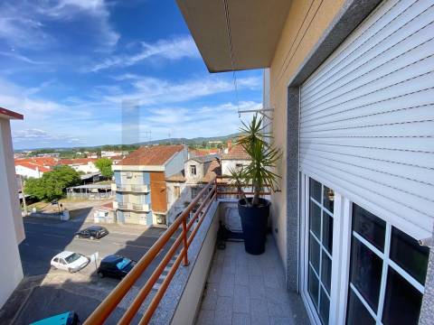 Apartamento T3 no Fundão – Excelente Localização e Vista Deslumbrante