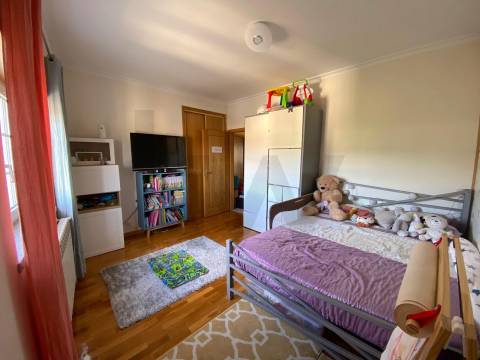 Apartamento T3 no Fundão – Excelente Localização e Vista Deslumbrante