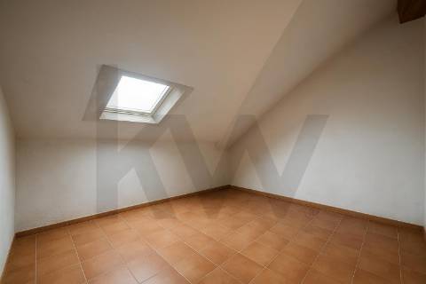 Apartamento T3 no Fundão – Excelente Localização e Vista Deslumbrante