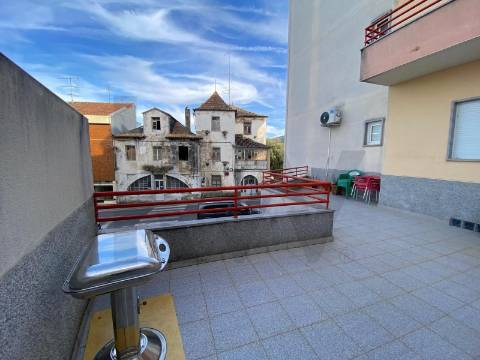 Apartamento T3 no Fundão – Excelente Localização e Vista Deslumbrante