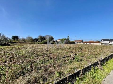 VENDA DE LOTE DE TERRENO PARA CONSTRUÇÃO COM 2.400 M2 EM NARIZ (AVEIRO)