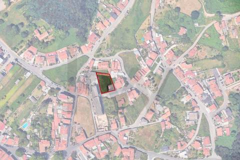 Terreno com Projeto Aprovado  Moradia Unifamilar nos Carvalhos (Gaia)com 240m2 VNG 